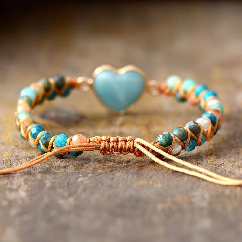 Bracelet Cœur en Perles Naturelles – Tressage Artisanal