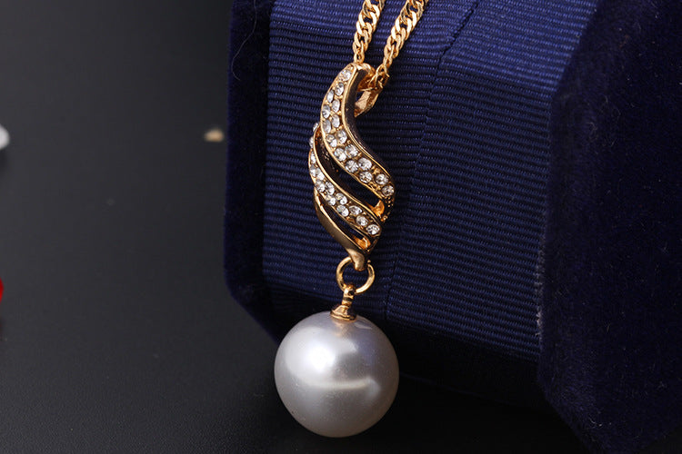 Collier et Boucles d’Oreilles