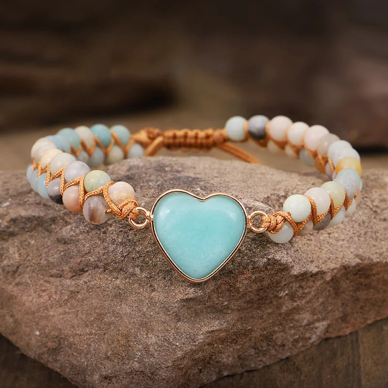 Bracelet Cœur en Perles Naturelles – Tressage Artisanal