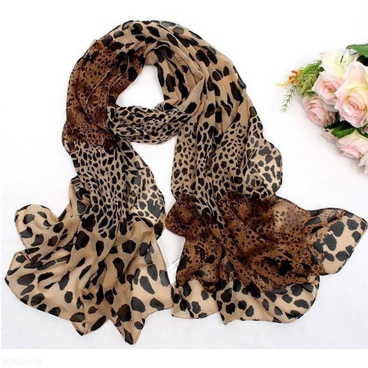 Écharpe Voile à Motif Léopard – Style Chic et Sauvage
